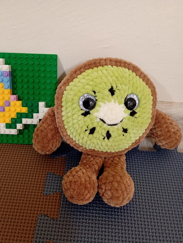 Háčkované kiwi