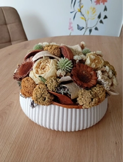 Ikebana zo sušených kvetov
